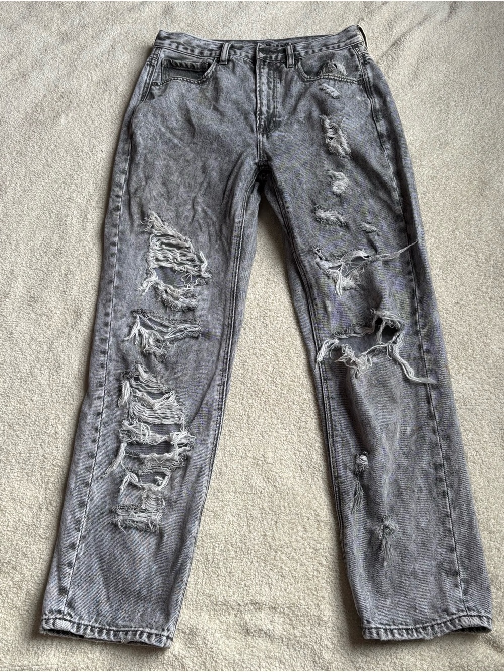 American Eagle Outfitters Gray Distressed Straight-Leg Jeans
